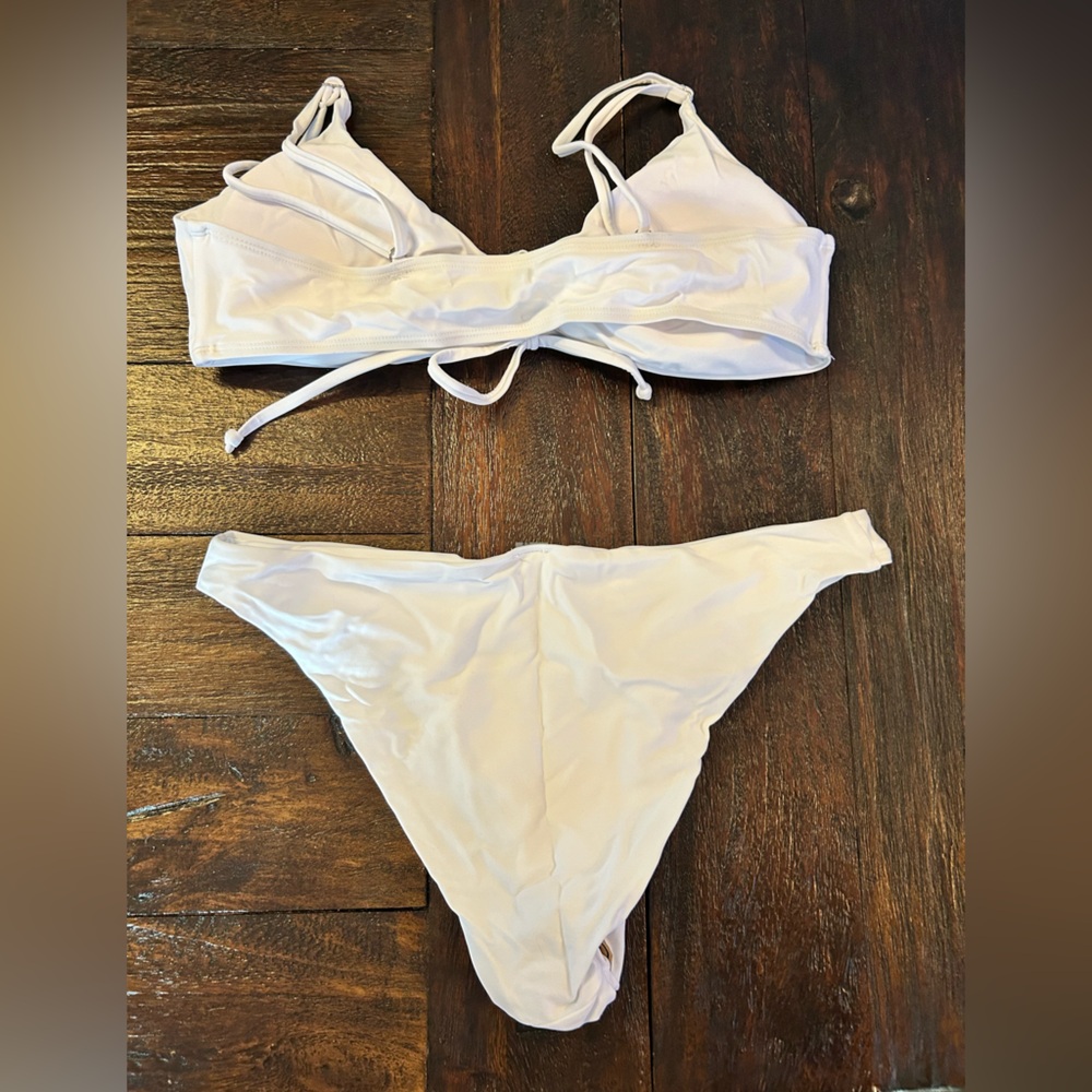 Summer White Bikini Set - Picture 6 of 7